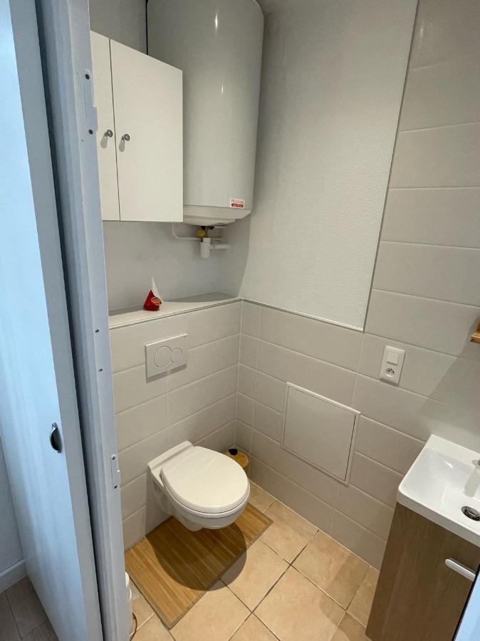 Appart Avec Chambre Lumineux Et Chaleureux 勒宝洛 外观 照片